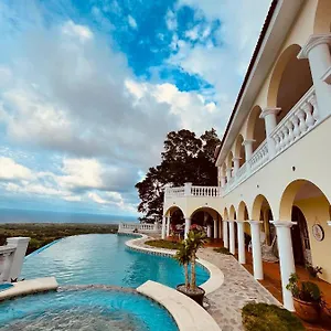 El Castillo Tropical Habitación en casa particular Cabrera